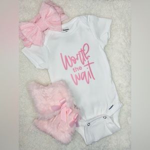 💕Custom Onesie / Worth the Wait